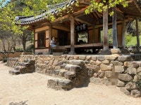 담양 소쇄원에는-진한 솔향이 흐르고