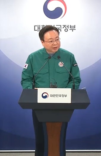 '비대면 진료 전면확대' 경계하는 보건의료계