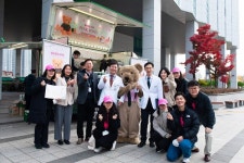 KH건강관리협회 서울동부지부, 중곡종합사회복지관에서 어르신 반찬 배달 봉사 진행 外