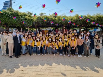 서천초, '함께 물들다' 다문화 어린이날 축제 개최