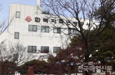 고양시 백석동 도로 지하 온수배관 터져…인명피해 없어
