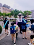 화성 기산초등학교, 어린이 등굣길 안전 교통지도 캠페인 전개