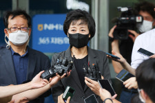 박순애 초교 입학연령 1개월씩 12년간 앞당기는 방안도 가능
