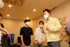 오언석 도봉구청장, 이음스튜디오 방문…청년음악인과 대화