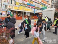 [전매포토] 광주 서구 화정남초교 앞 교통캠페인 전개