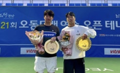 세종시청 신산희, 여수오픈 남자복식 준우승 차지