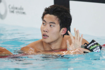 '한국 수영 간판' 황선우, 선수 등록 후 첫 '배영' 도전