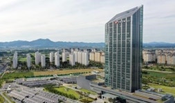 한전 25.7조 규모 자구안…여의도 건물 팔고 임금 반납