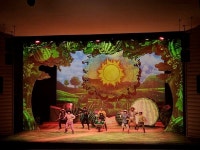 함안문화예술회관서 가족 뮤지컬 수박 수영장 23·24일 선봬