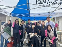 강북구의회 최치효 의장, 번3동 방위협의회 전동휠체어 세차 봉사활동 실시