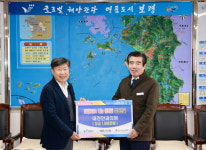 [전매포토] 보령 대천안과의원, 이웃사랑 성금 전달