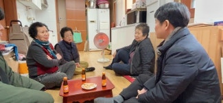 인천 중구 신흥동, 설맞이 경로당 위문...따뜻한 설 보내세요