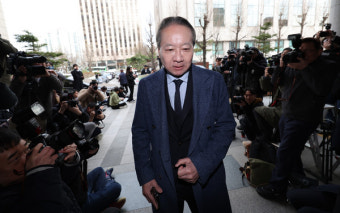 주수호 의협 비대위 홍보위원장 경찰 출석…