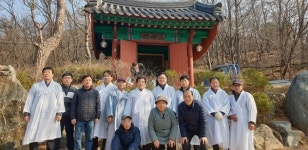 [전매포토] 남양주 와부읍, 팔당2리 예봉산 산신제 개최
