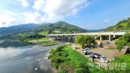 [전매TV] 강과 산이 어우러진 여름의 쉼터, 곡성 압록유원지