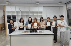 고성 거진중학교, 아침 챙겨주는 거진 빵가게 운영