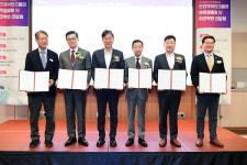 안산시, 2024 로보월드 참가… 경제자유구역 개발 성공 교두보 마련