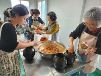 고성군, 해양심층수 활용 전통 장 담그기 교육