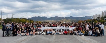 [문제열의 窓] 제천 의림지에서 만난 낙엽의 교훈