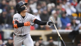 [1년전 오늘] 이정후, MLB 3경기 만에 첫 홈런