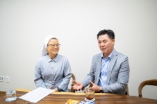 정하용 의원, 용인 생명의 집 방문해 한부모가족 지원 약속