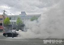 광주 서구 화정사거리 차량 화재... 도로 정체 심각