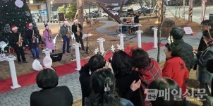 여주시 오학동, 나눔과 화합의 2025 트리 점등식