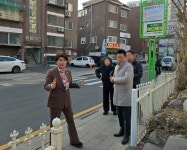 김명희 강북구의장, 버스정류장 안전 점검