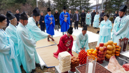 양구군, 국토정중앙 달맞이축제 개최