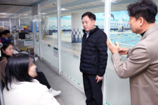 윤판오 중구의회 의장, 공공체육시설 찾아 운영 실태 점검