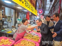 정창수 강북구청장, 수유시장서 민생행보 스타트