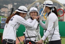 [10년 전 그날] 한국 여자양궁, 올림픽 단체전 8연패 금자탑