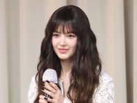 하니는 복귀, 다니엘은 퇴출? 어도어의 선별적 조치가 부른 뉴진스 4인 체제 법적 암초