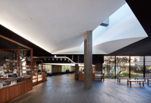 안티-파빌리온의 변주: 오설록 티뮤지엄 증축 & 이니스프리 제주하우스 증축 | 매스스터디스