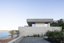 바다를 품은 공간적 시나리오: 남해별장