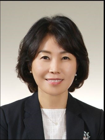 민주당 새 혁신위원장에 김은경 한국외대 교수
