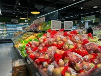 대형마트, 추석 과일수급  비상...이색·저가형 선물세트 대체