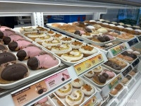 [여기PICK] 말이 전하는 새해 인사...롯데GRS 크리스피크림 도넛 복받으란말이야