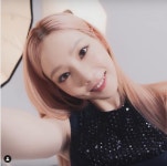 태연, 누드톤 슬립 입고 관능미 발산...뷰티 브랜드 모델의 위엄!