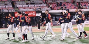 [포토]KT, 아쉬운 무승부