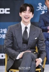 [포토] 이준호 터졌다 달빛미소