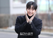 [포토]이준호, 입덕유발 꽃받침