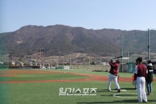 [포토]푸이그, 고흥 앞바다까지 날린다