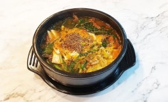 [일간스포츠 파워브랜드] 4계절 기복 없는 매출, 다산정담 흑염소해장국