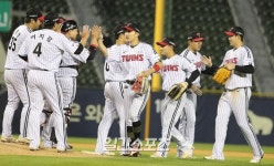 [포토]LG,한화에 9-1대승