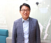 스마트 경로당 사업을 이끄는 기업 - 디케이아이테크놀로지 허경수 대표