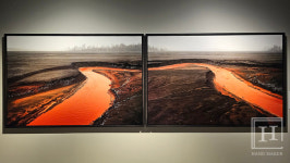 [현장스케치] 산업적 추출이 추상의 미학으로 바뀌다, 서울역사박물관 사진전 《버틴스키: 추출/추상》