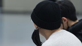 실내 마스크 의무 완화⋯시민들 막상 벗으라니 고민되네