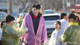 봉사도 회장⋯강원리더연합회 연탄 봉사