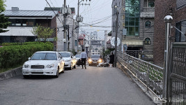 사고 나기 딱 좋네⋯강원대 자취촌 좁은 골목길 사고 무방비